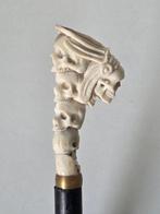 Schedels, Skull met Hoofdtooi - Gedetailleerd Handsnijwerk