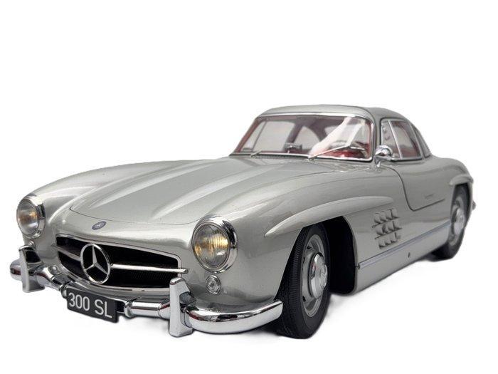 Eaglemoss 1:8 - Model sportwagen - Mercedes-Benz 300 SL, Hobby en Vrije tijd, Modelauto's | 1:5 tot 1:12