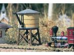 PIKO 62701 G-FM Wasserturm Old West (grootspoor, Scenery), Hobby en Vrije tijd, Modelbouw | Figuren en Diorama's, Ophalen of Verzenden