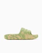 -23% Adidas  Adidas Adilette 22 magic & st desert sand  ma, Kleding | Heren, Schoenen, Verzenden, Nieuw, Slippers