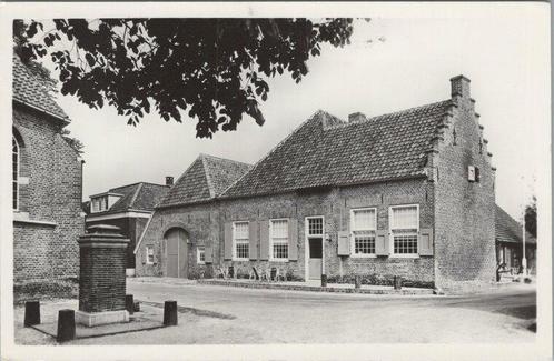 BRONKHORST - Herberg de Gouden Leeuw met trapgevel uit de..., Verzamelen, Ansichtkaarten | Nederland, Verzenden