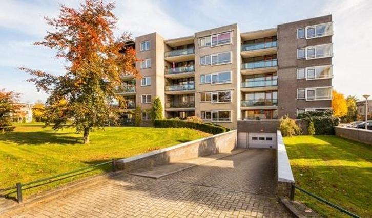 Te Huur 3 Kamer Appartement Rode Kruislaan In Nijmegen, Huizen en Kamers, Huizen te huur, Direct bij eigenaar, Gelderland, Appartement