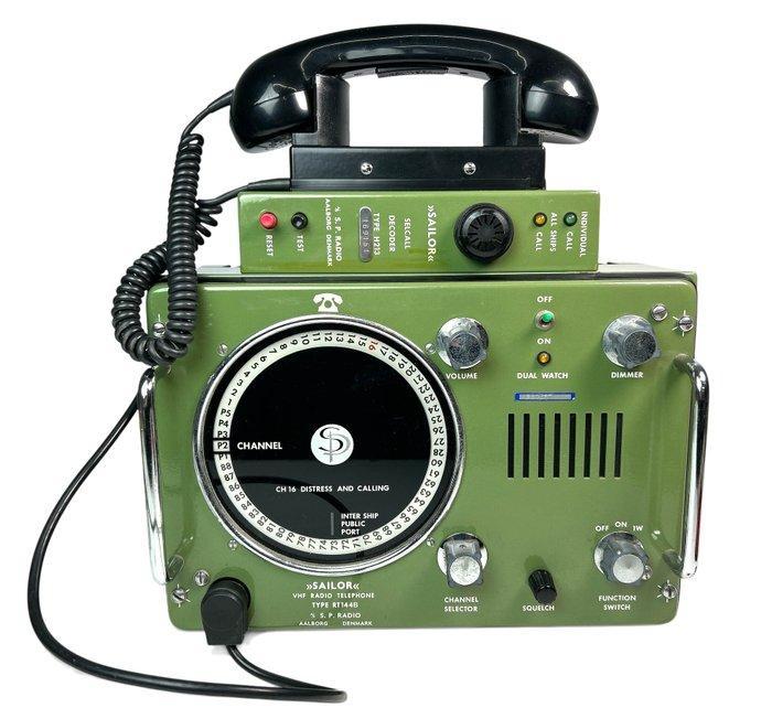 Marifoon RT144B met decoder H213 - S.P. Radio (Sailor) -, Antiek en Kunst, Curiosa en Brocante