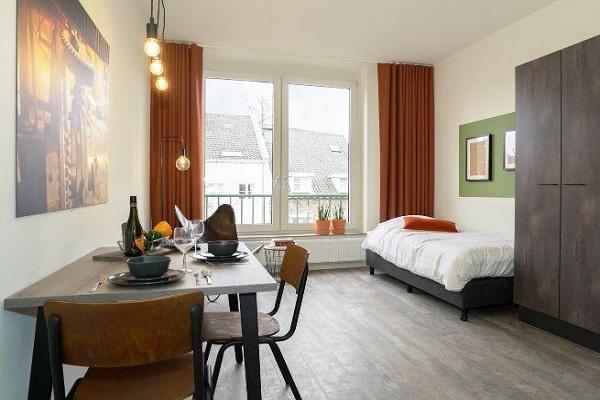 Studio Kesselskade in Maastricht, Huizen en Kamers, Kamers te huur, 20 tot 35 m², Maastricht