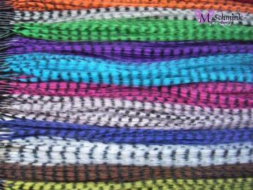 120 Hair Feathers (synthetisch) + 120 ringetjes haar veren beschikbaar voor biedingen