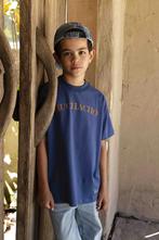 Wijd Oversized Tshirt blauw Jongens  Ammehoela Maat 110 110, Ophalen of Verzenden, Nieuw, Shirt of Longsleeve