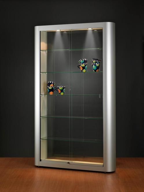 Luxe vitrinekast aluminium   118,6 cm met brede randen, Zakelijke goederen, Kantoor en Winkelinrichting | Kantoormeubilair en Inrichting