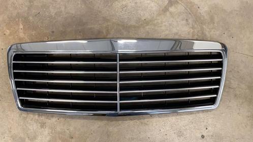 Grille  Mercedes E (W210) (1995-2002), Auto-onderdelen, Interieur en Bekleding, Nieuw, Mercedes-Benz, Ophalen of Verzenden