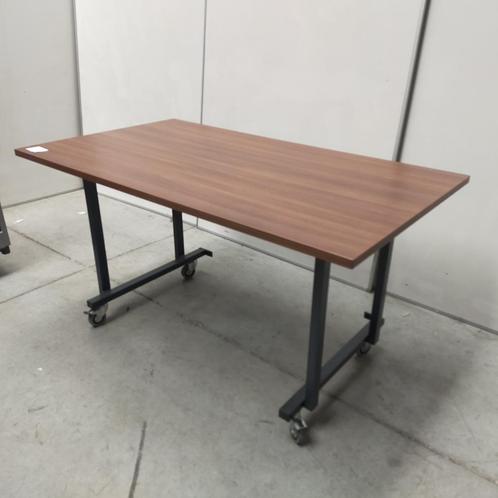 Zeer degelijke verrijdbare werkbank / tafel - 140x80 cm, Huis en Inrichting, Tafelonderdelen, Ophalen of Verzenden