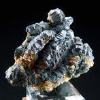 Galena epitaxiaal perimorf na Pyrite psm. Pyrrhotite. Trepa