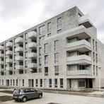 Ruime tussenwoning met tuin, 4 slaapkamers en parkeerplaats, 50 m² of meer, Utrecht