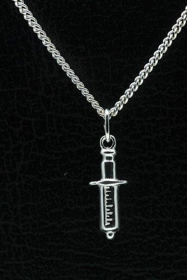 Zilveren Injectiespuit ketting hanger, Sieraden, Tassen en Uiterlijk, Kettinghangers, Verzenden