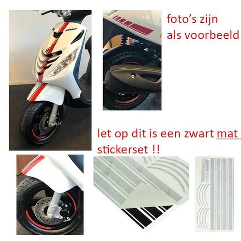 Stickerset sport Piaggio Zip AMG 14-delig mat zwart, Fietsen en Brommers, Brommeronderdelen | Scooters, Nieuw, Overige merken