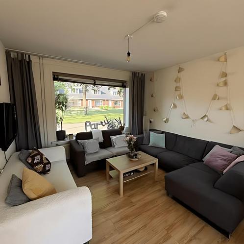 Studentenkamer met Balkon gevonden in Enschede, Huizen en Kamers, Huizen te huur, Direct bij eigenaar, (Studenten)kamer
