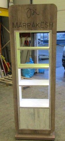 Rek, Display 59cm met LED verlichting en kastje, Zakelijke goederen, Kantoor en Winkelinrichting | Magazijn, Stelling en Opslag