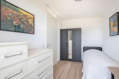 Kamer Buizerdhof in Capelle aan den IJssel, Huizen en Kamers, Kamers te huur, 20 tot 35 m², Overige regio's