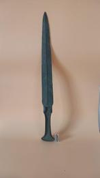 Hittite Bronzen korte zwaard