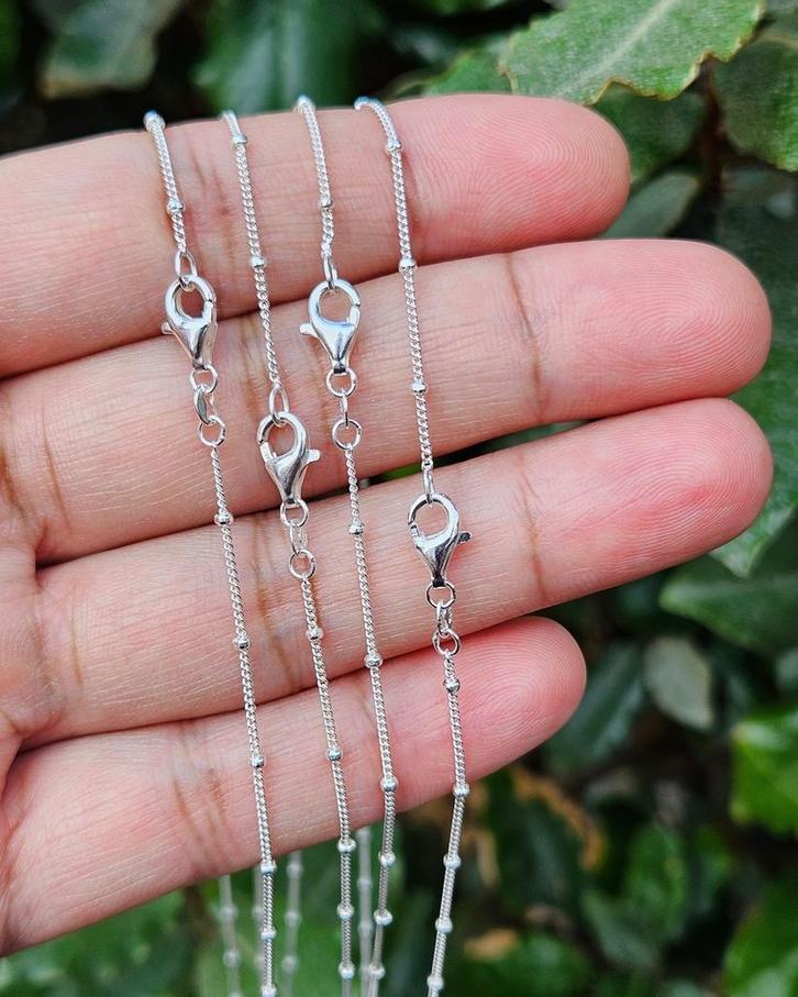 Zilveren Bolletjes Ketting 42cm, Sieraden, Tassen en Uiterlijk, Kettingen, Zilver, Nieuw, Zilver, Verzenden