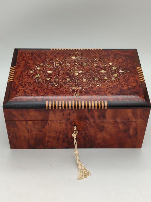 Sieradendoos - Hout (Thuya), hout, parelmoer, marqueterie,, Antiek en Kunst, Curiosa en Brocante