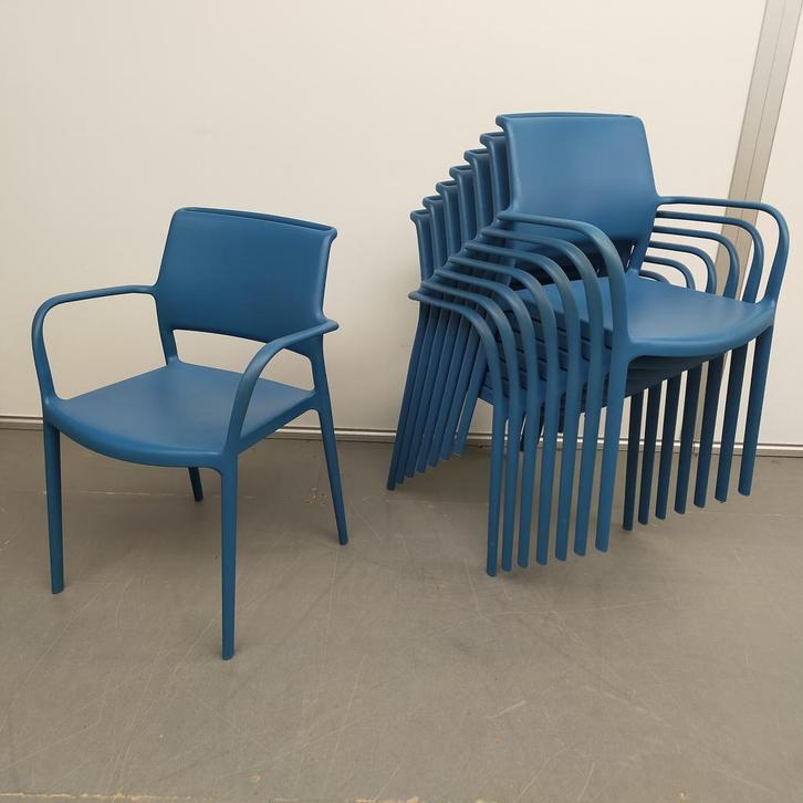 Ara Pedrali Jorge Pensi kunststof terrasstoel / tuinstoel -, Huis en Inrichting, Stoelen, Ophalen of Verzenden