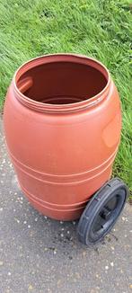 235 liter vat met draaideksel/regenton, Tuin en Terras, Regentonnen, Ophalen, Kunststof, 150 liter of meer, Zo goed als nieuw