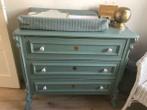 Veel grenen brocante commodes en ladekasten allerlei maten
