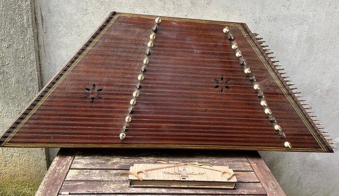 Instrumentale muziek, islamitische kunst - Midden-Oosten -, Antiek en Kunst, Kunst | Niet-Westerse kunst