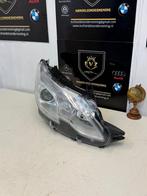 Peugeot 2008 1.2i bj.2014 koplamp links art.9677810280, Gebruikt, Peugeot