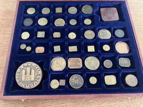 Wereld. Collection of tokens, medals and weights, incl., Postzegels en Munten, Munten | Europa | Niet-Euromunten