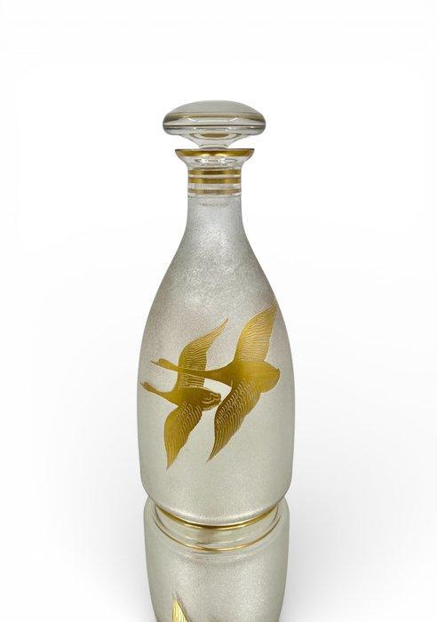 Karaf - Gilt Flying Birds satijnkleurig (mat) oppervlak -, Antiek en Kunst, Antiek | Meubels | Tafels