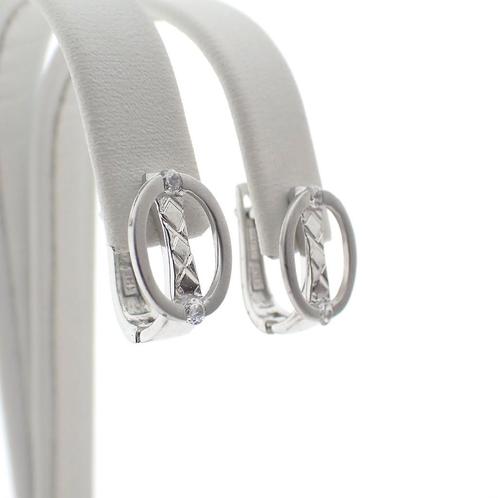 Witgouden oorstekers gematteerd (zirconia, oorbellen), Sieraden, Tassen en Uiterlijk, Oorbellen, Overige kleuren, Gebruikt, Met edelsteen