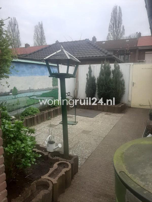 Woningruil - Venakkerstraat 36 - 3 kamers en Noord-Brabant, Huizen en Kamers, Woningruil, Noord-Brabant