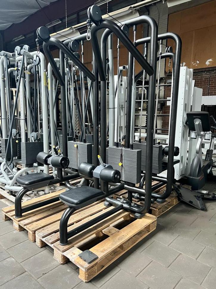 Technogym Lat Pulldown Element, Sport en Fitness, Fitnessapparatuur, Overige typen, Ophalen of Verzenden