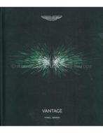 2024 ASTON MARTIN VANTAGE HARDCOVER BROCHURE ENGELS, Boeken, Auto's | Folders en Tijdschriften, Nieuw, Author