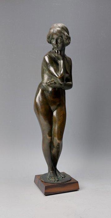 Angelo Negretti (1881-1930) - sculptuur, Staand vrouwelijk, Antiek en Kunst, Kunst | Designobjecten