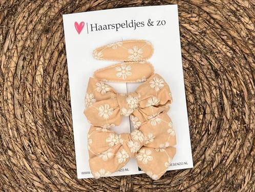 Haarstrik Flo setje 12 - set van twee strikken en twee speld, Sieraden, Tassen en Uiterlijk, Uiterlijk | Haarverzorging, Nieuw