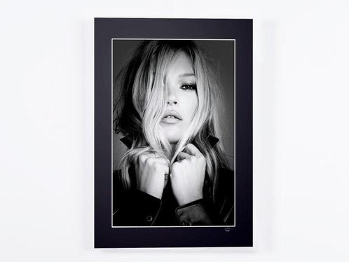 KATE MOSS - Portrait - Fine Art Photography - Luxury Wooden, Verzamelen, Film en Tv