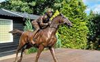 sculptuur, jockey te paard - 22 cm - brons marmer