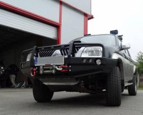 F4X4 - VOORBUMPER MITSUBISHI L200 III 96-05, Auto-onderdelen, Carrosserie en Plaatwerk, Ophalen of Verzenden