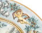 Een majolica schaal, Italië, 19e eeuw