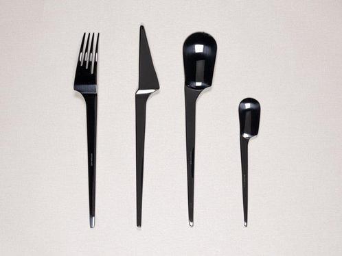 Last available set - by Herdmar - Asymmetrical design, Antiek en Kunst, Antiek | Meubels | Tafels