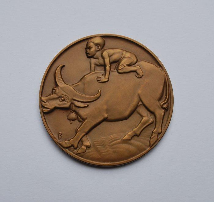 Penning - H.A. van den Eijnde - Bronzen penning Landbouw in, Antiek en Kunst, Antiek | Meubels | Stoelen en Banken