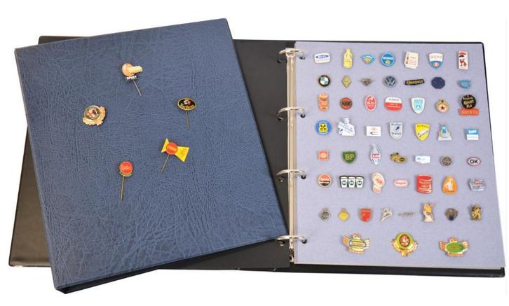 Hartberger Speldjes Album verzamelmap pins medailles, Postzegels en Munten, Munten en Bankbiljetten | Toebehoren, Verzamelmap