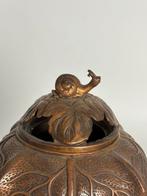 Wierookbrander Slak - Brons - China - Eind 20e eeuw, Antiek en Kunst
