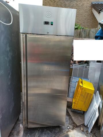GASTRO rvs koelkast  600 li., werkt  als nieuw