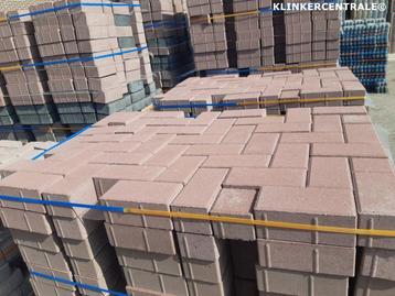 OPRUIMING KORTING B-keus uitloop klinkers tegels betonbanden beschikbaar voor biedingen