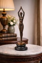 D.H. Chiparus - after - Beeld, Art Deco bronzen beeld - 29, Antiek en Kunst