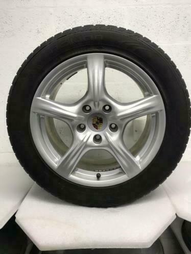 Porsche Panamera Originele 18velgen met winterbanden, Auto-onderdelen, Banden en Velgen, 18 inch, Winterbanden, 275 mm, Personenwagen