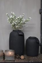 STILL stenen vaas / fles kruik Black 28 cm, Huis en Inrichting, Woonaccessoires | Vazen, Nieuw, Ophalen of Verzenden