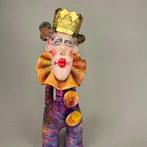 Anna Ponka - sculptuur, The prince, 48cm - 48 cm - Keramiek, Antiek en Kunst